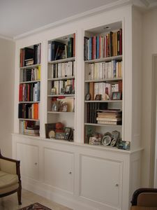 Bibliothèque en staff